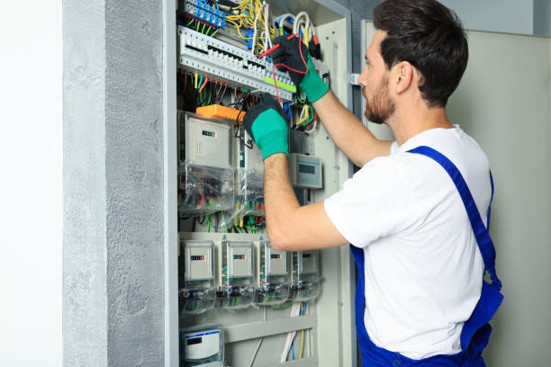 Best Local Electrician Companies  in Olivet, TN