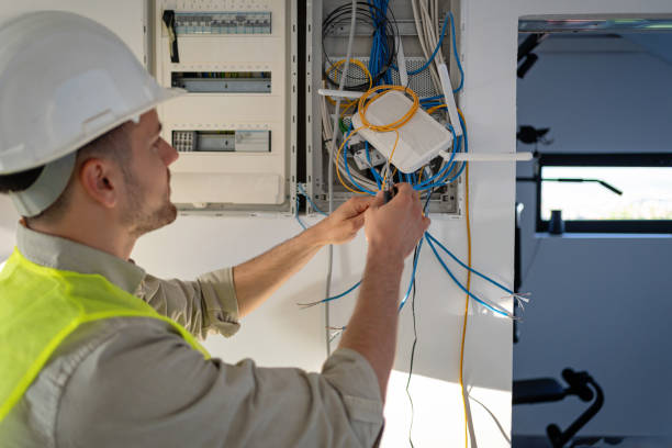 Best Affordable Emergency Electrician  in Olivet, TN